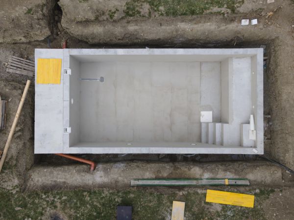 Cost of Pool Area Leveling in Lenoir City