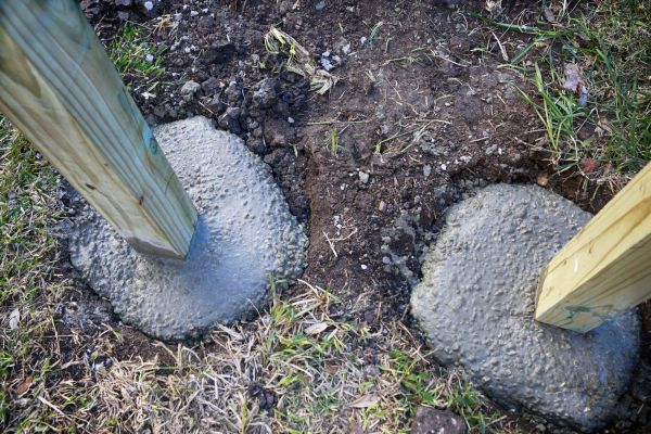Cost of Post Hole Excavation in Lenoir City